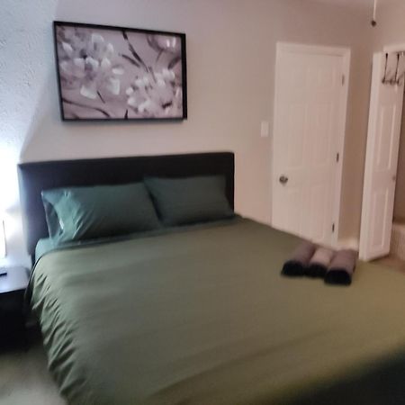 Tranquil Oasis - Private Rooms -Near Downtown 印第安納波利斯 外观 照片