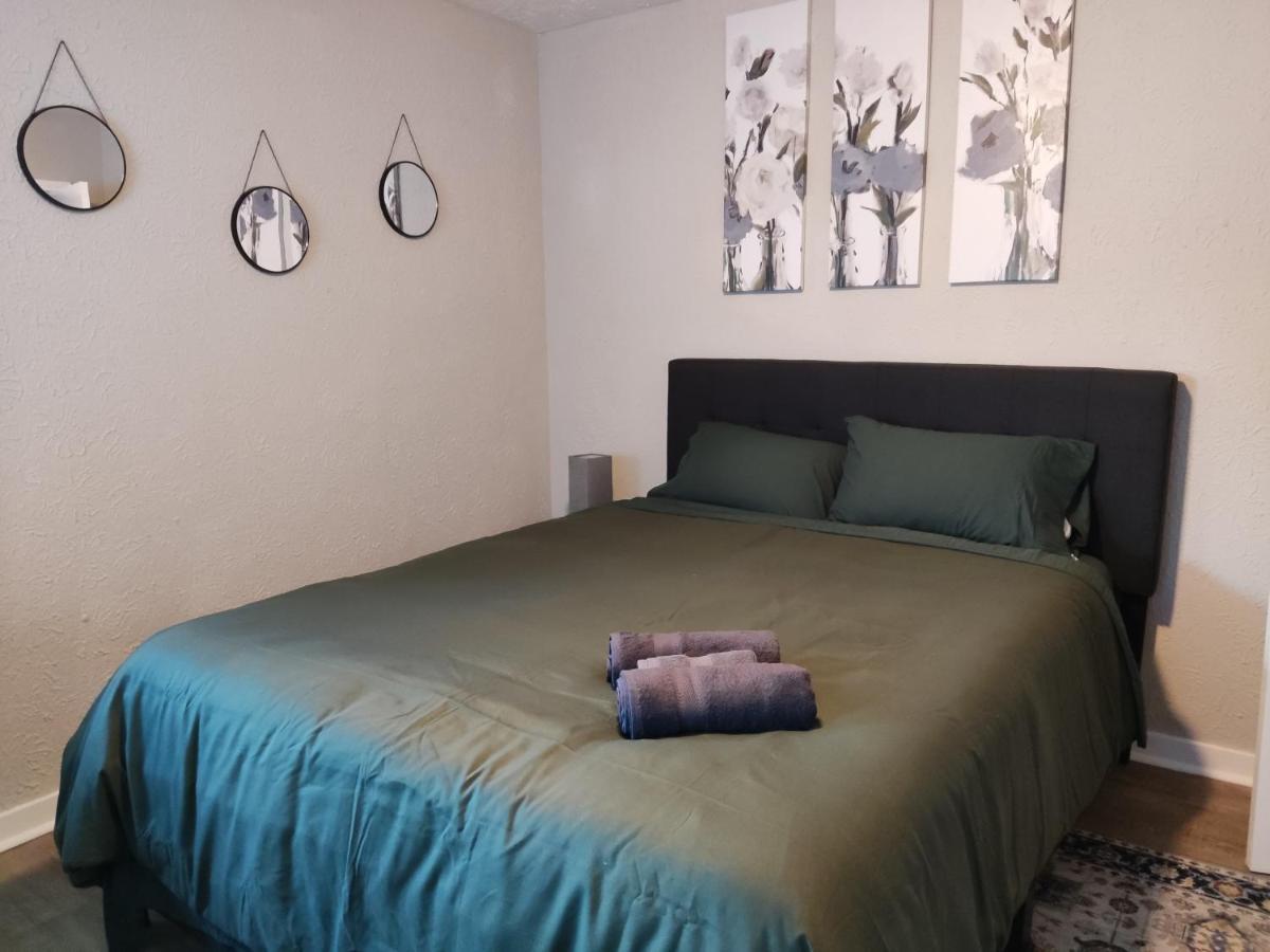 Tranquil Oasis - Private Rooms -Near Downtown 印第安納波利斯 外观 照片