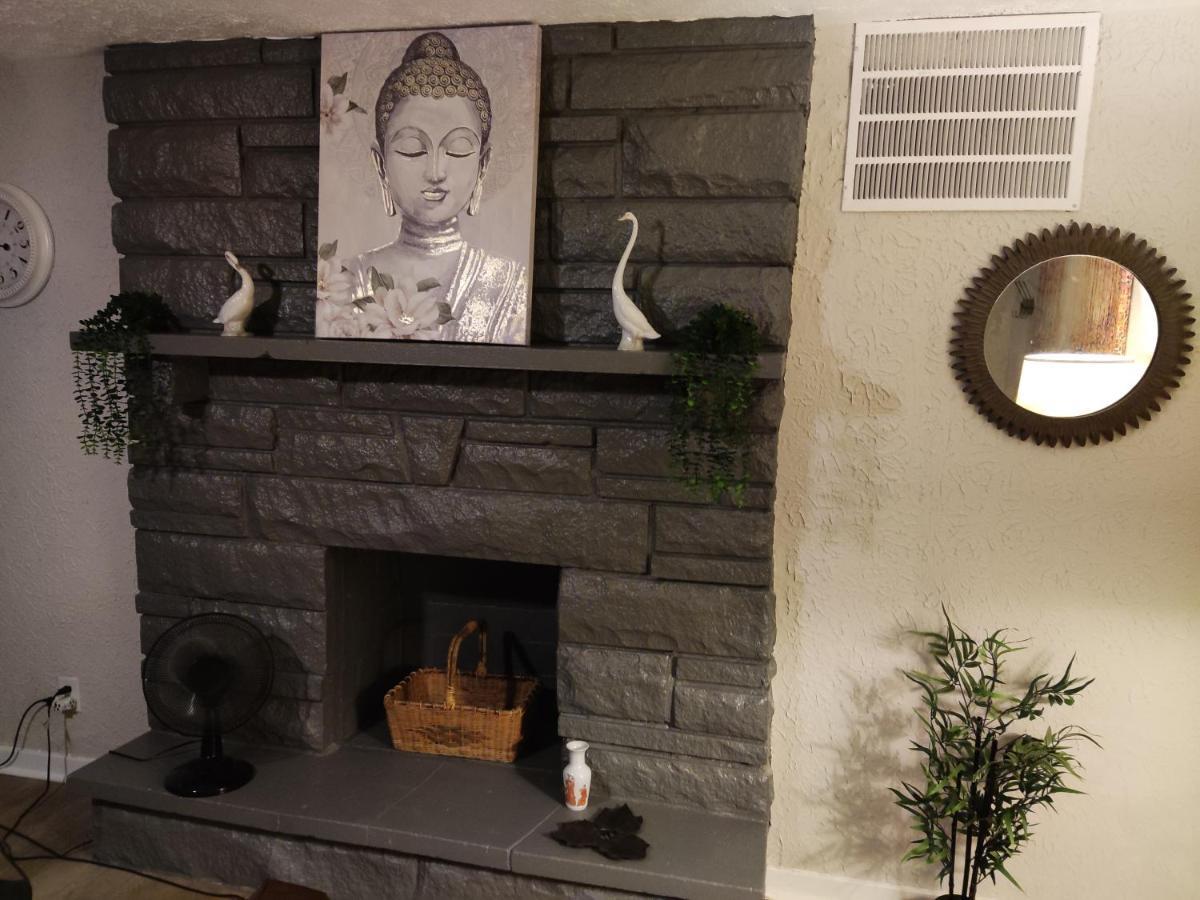 Tranquil Oasis - Private Rooms -Near Downtown 印第安納波利斯 外观 照片