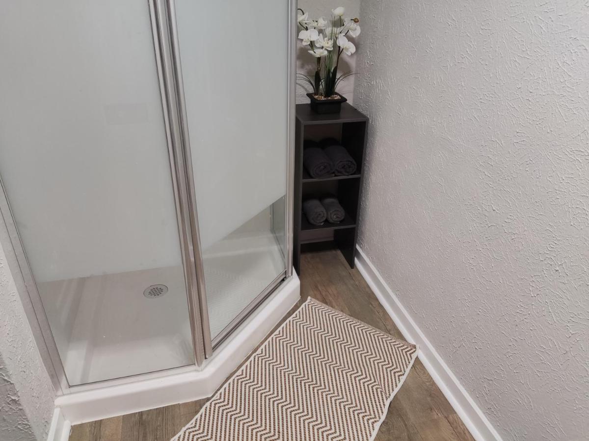 Tranquil Oasis - Private Rooms -Near Downtown 印第安納波利斯 外观 照片
