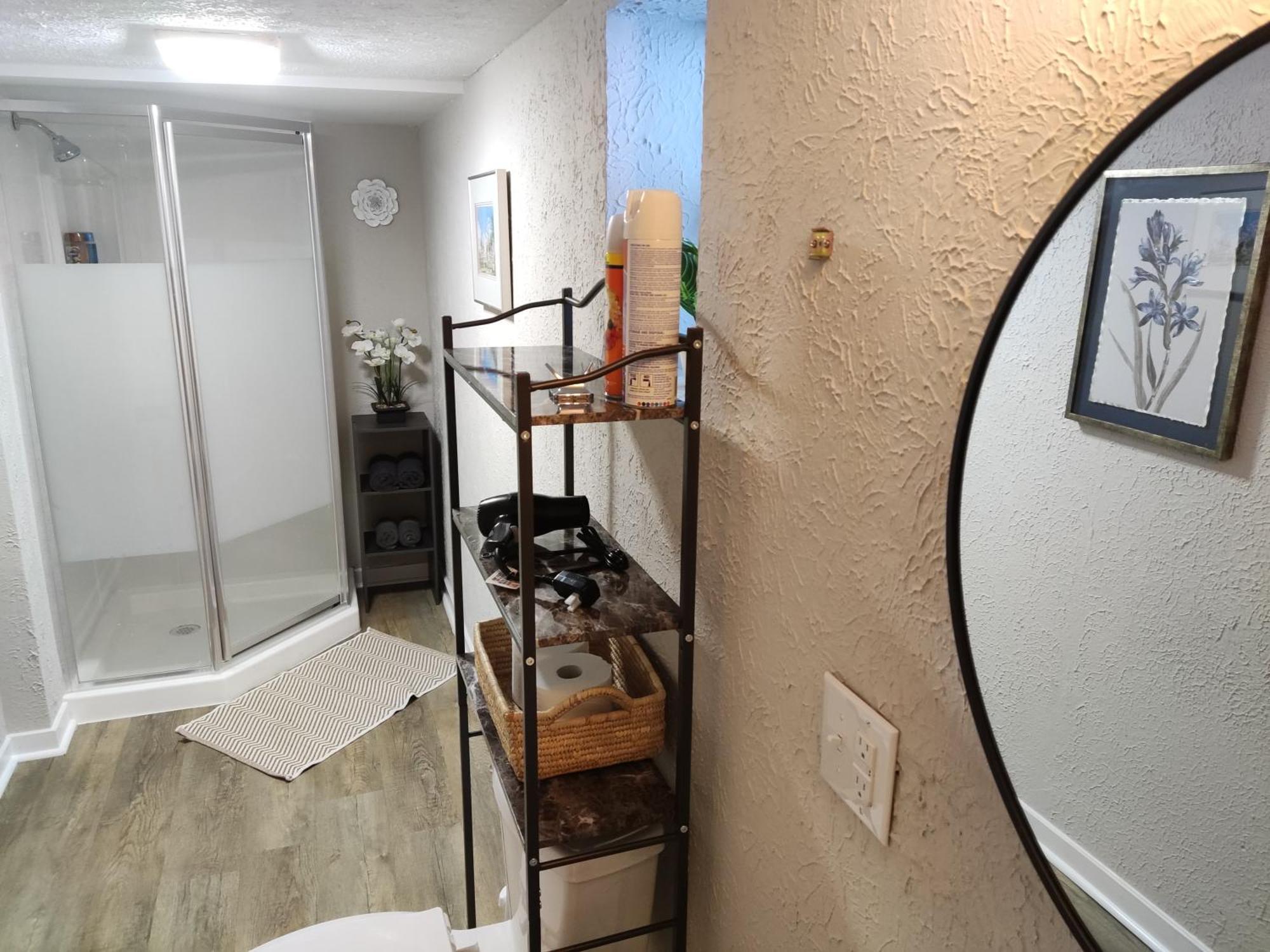 Tranquil Oasis - Private Rooms -Near Downtown 印第安納波利斯 外观 照片