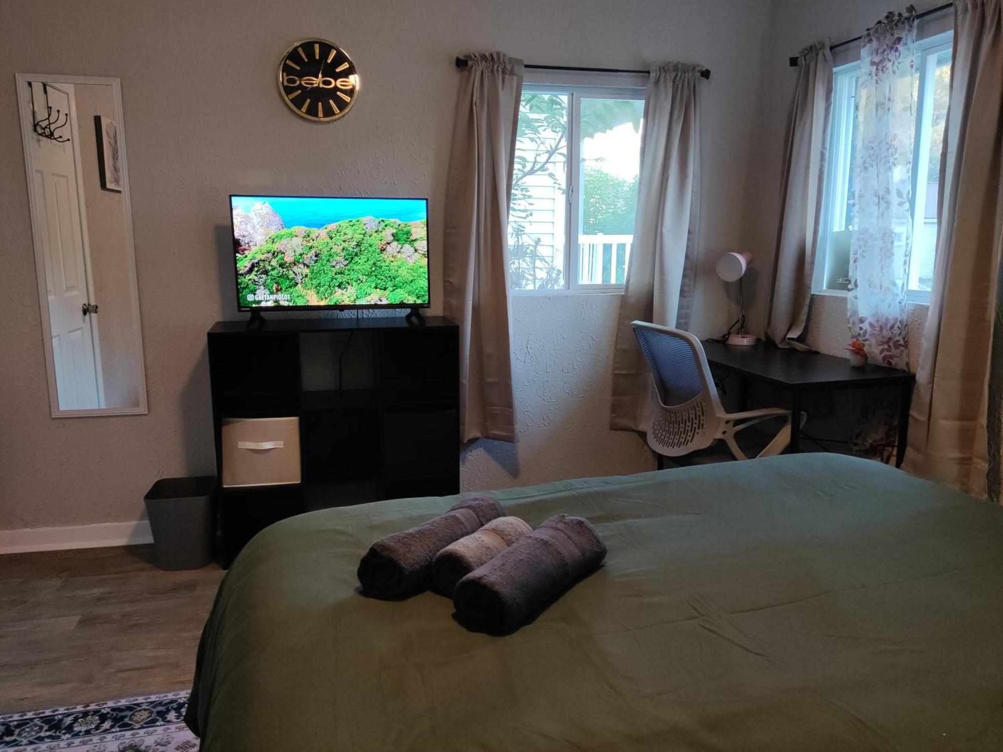 Tranquil Oasis - Private Rooms -Near Downtown 印第安納波利斯 外观 照片